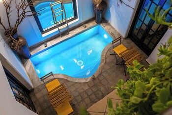 riad comeandva