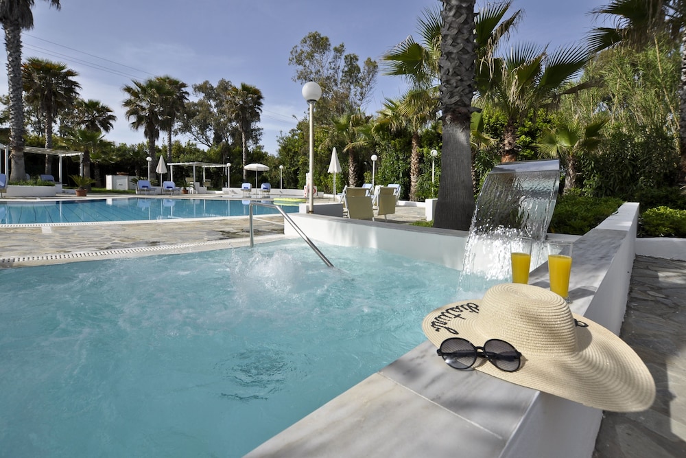 sidari beach hotel