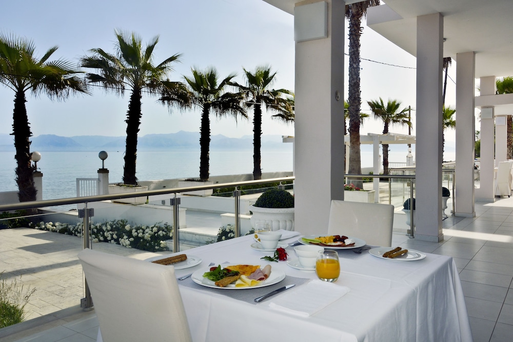 sidari beach hotel