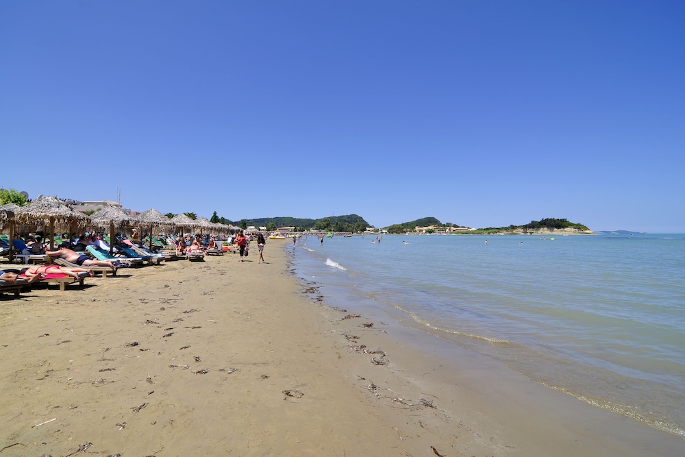 sidari beach hotel