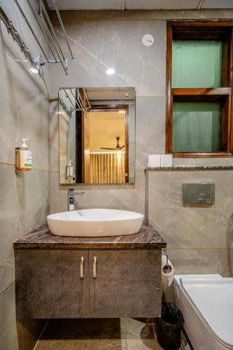 lime tree hotel medanta