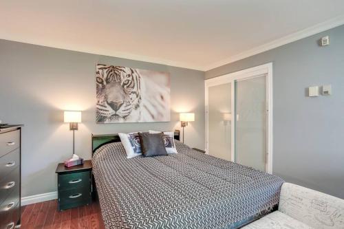 blue mountain luxury studio