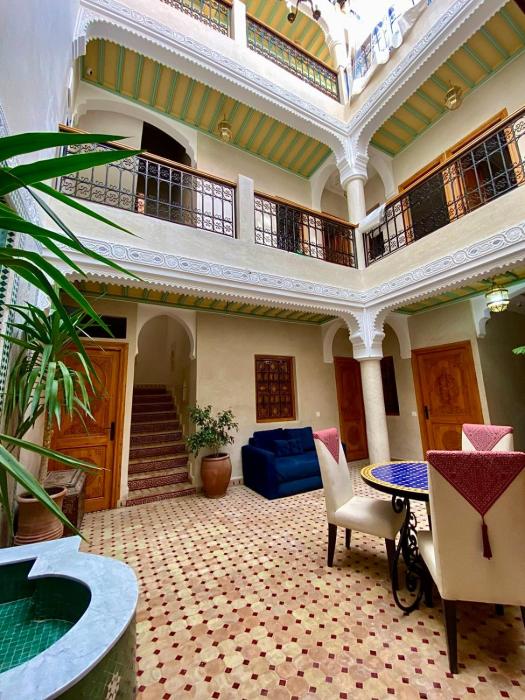 riad rose mati