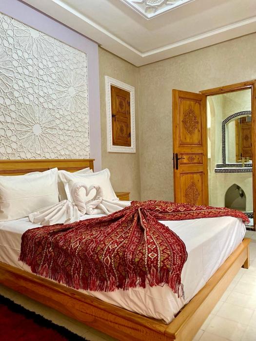 riad rose mati