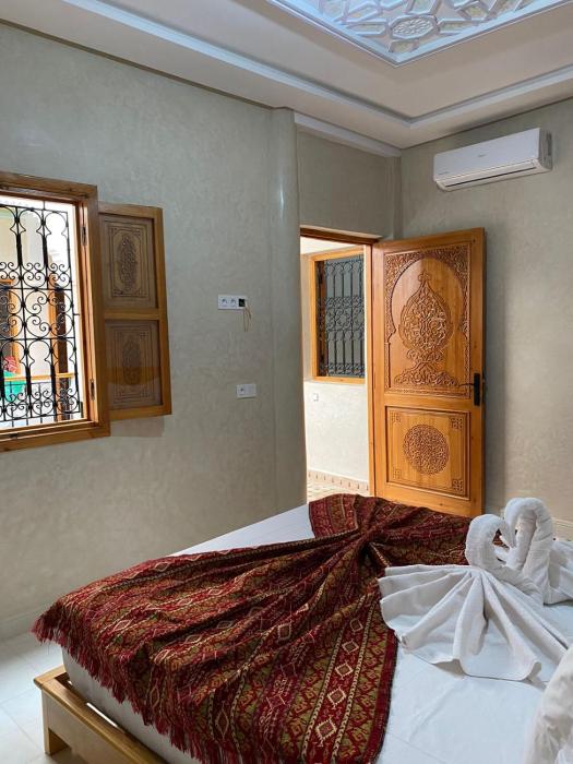 riad rose mati
