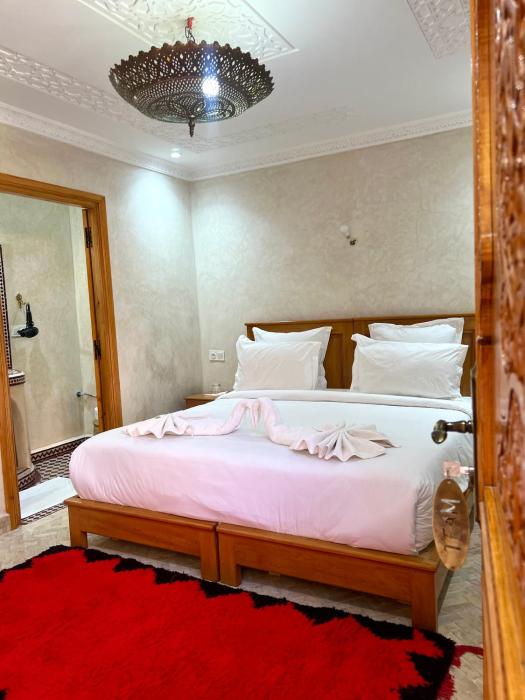 riad rose mati