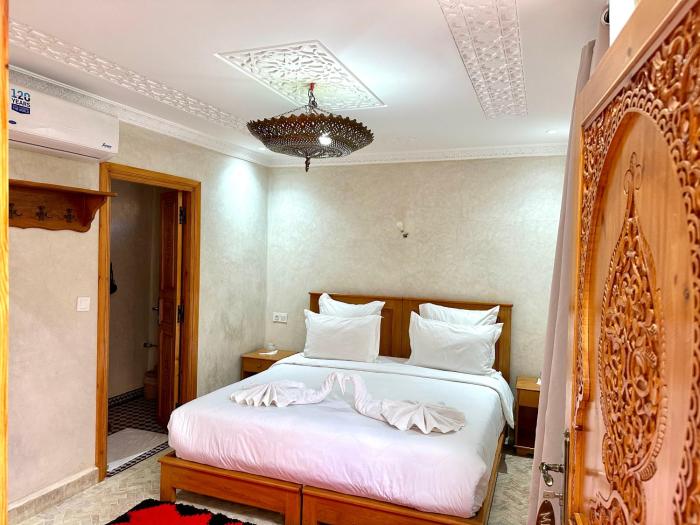 riad rose mati
