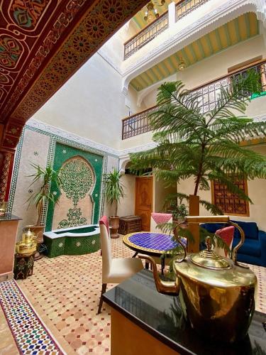 riad rose mati