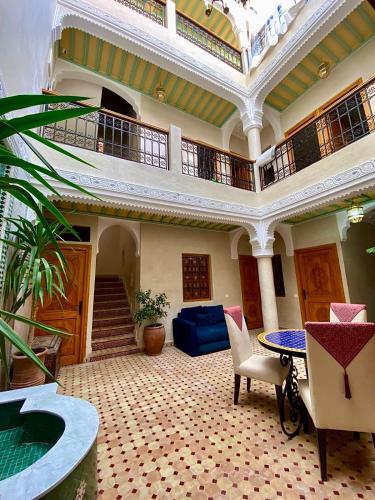 riad rose mati