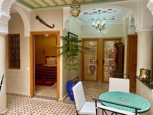 riad rose mati