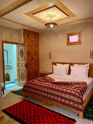 riad rose mati