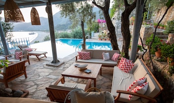 beyaz yunus hotel adults only