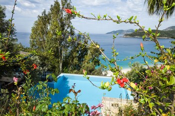 beyaz yunus hotel adults only