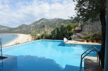 beyaz yunus hotel adults only