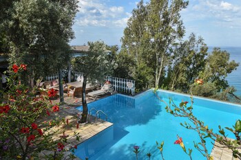 beyaz yunus hotel adults only