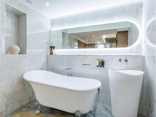 merveil luxury suites lenoir i ii iii