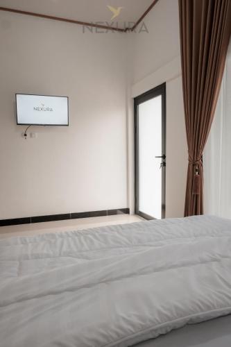tentrem syariah nexura collection