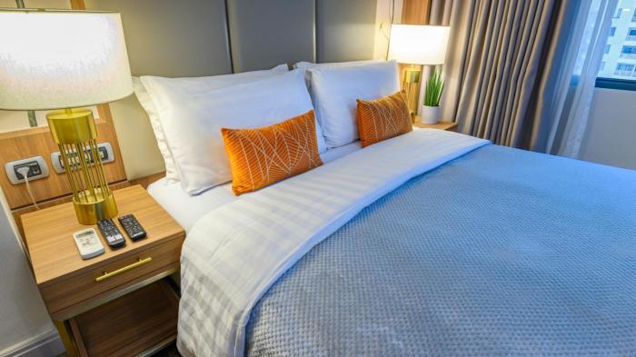mcollection business and leisure stay in eastwood city