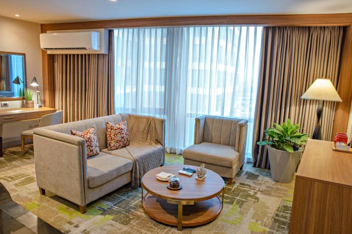mcollection business and leisure stay in eastwood city