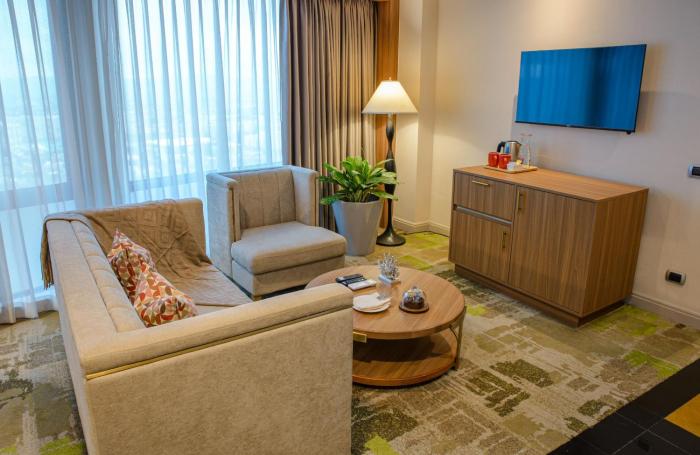 mcollection business and leisure stay in eastwood city