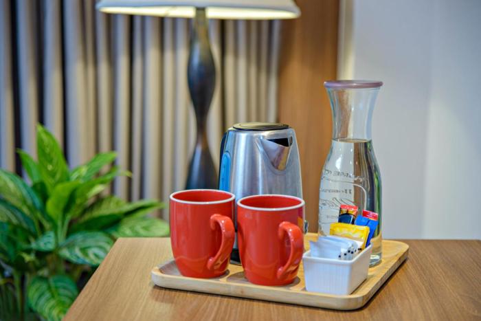 mcollection business and leisure stay in eastwood city
