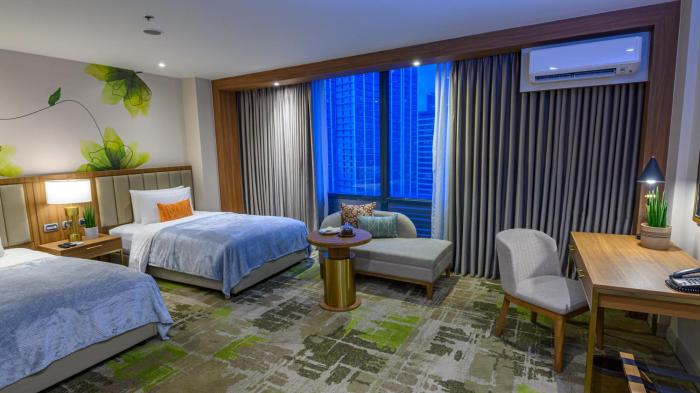 mcollection business and leisure stay in eastwood city