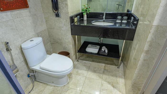 mcollection business and leisure stay in eastwood city