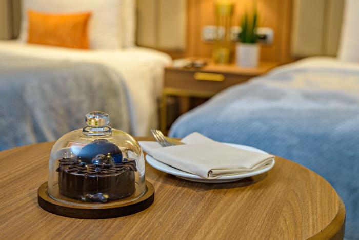 mcollection business and leisure stay in eastwood city
