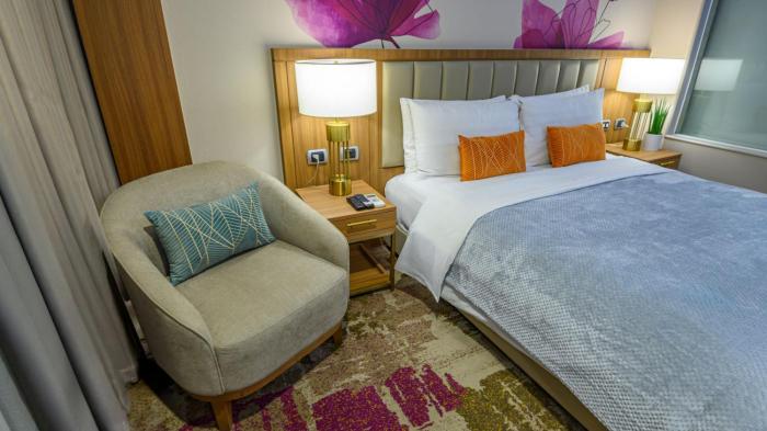 mcollection business and leisure stay in eastwood city