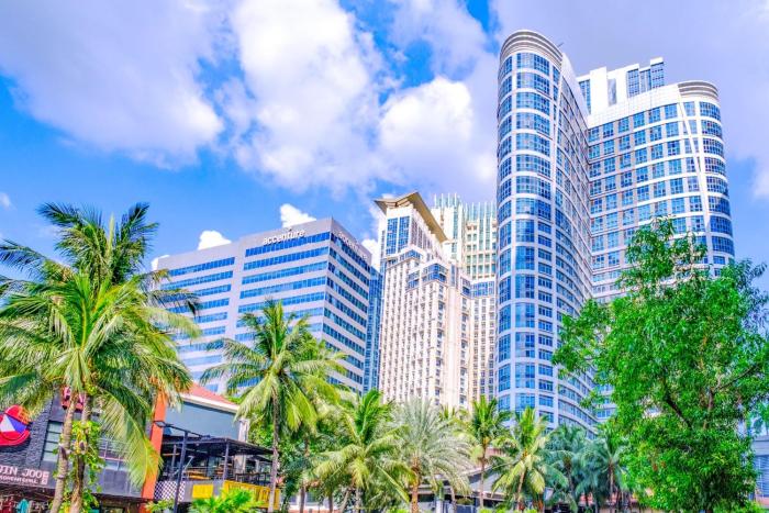 mcollection business and leisure stay in eastwood city