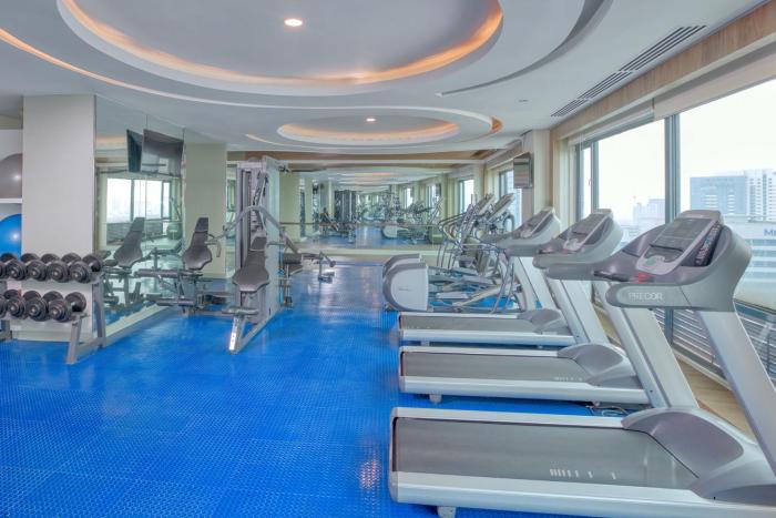 mcollection business and leisure stay in eastwood city
