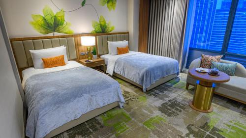 mcollection business and leisure stay in eastwood city