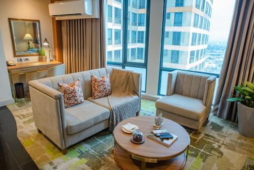mcollection business and leisure stay in eastwood city