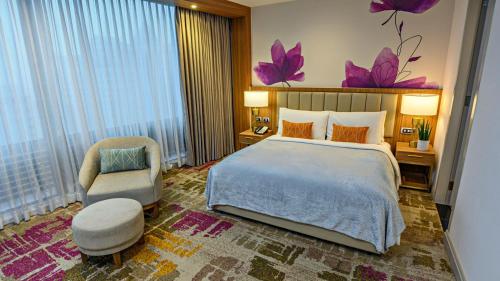 mcollection business and leisure stay in eastwood city