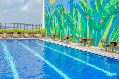 mcollection business and leisure stay in eastwood city