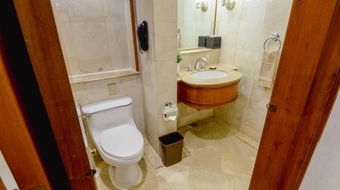 mcollection ortigas cbd near business and shopping hubs
