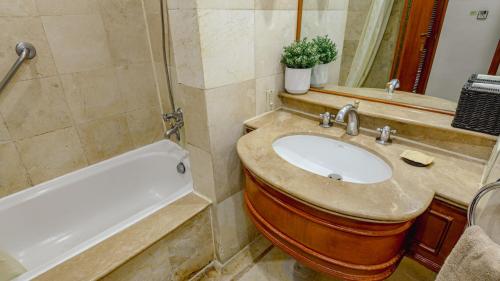 mcollection ortigas cbd near business and shopping hubs