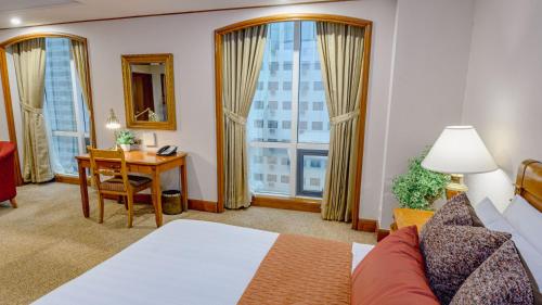 mcollection ortigas cbd near business and shopping hubs