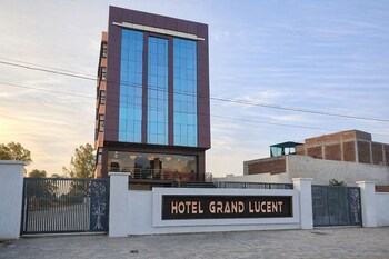 hotel grand lucent