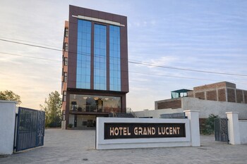 hotel grand lucent