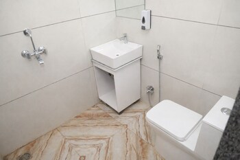 hotel grand lucent