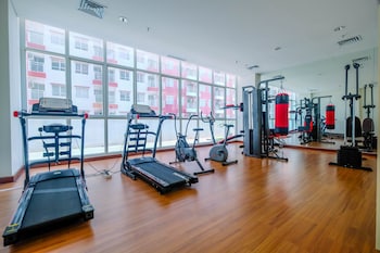 comfy and warm studio at taman melati margonda apartment