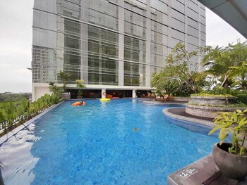 modern look and homey studio at mataram city apartment