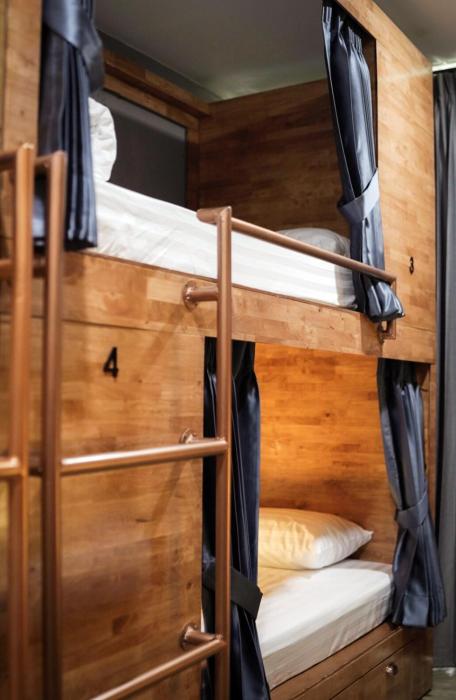 poshtel 56