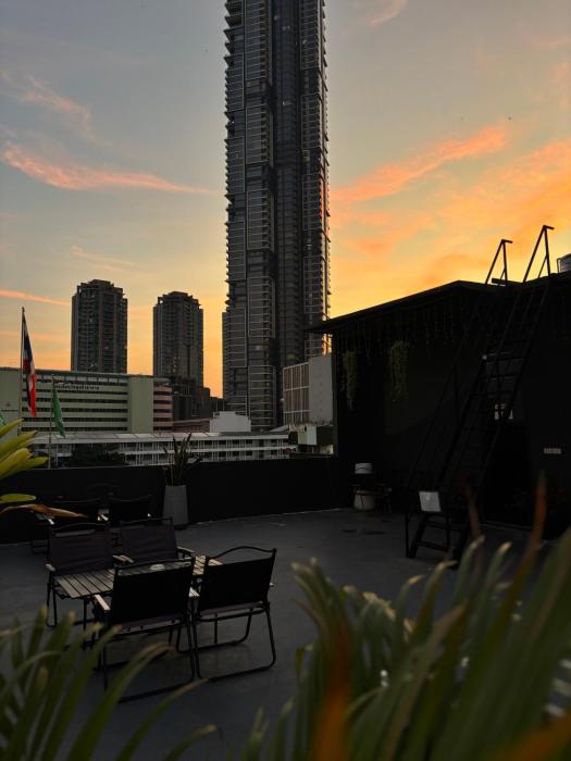 poshtel 56