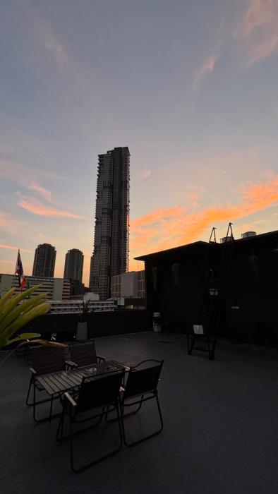 poshtel 56