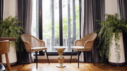 poshtel 56