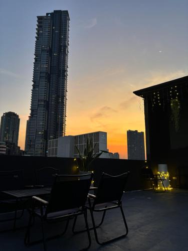 poshtel 56
