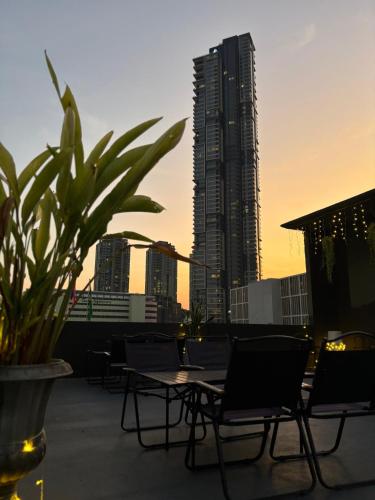 poshtel 56