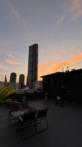 poshtel 56